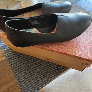 BORN new Sebra Size 9.5 never wore outside the house